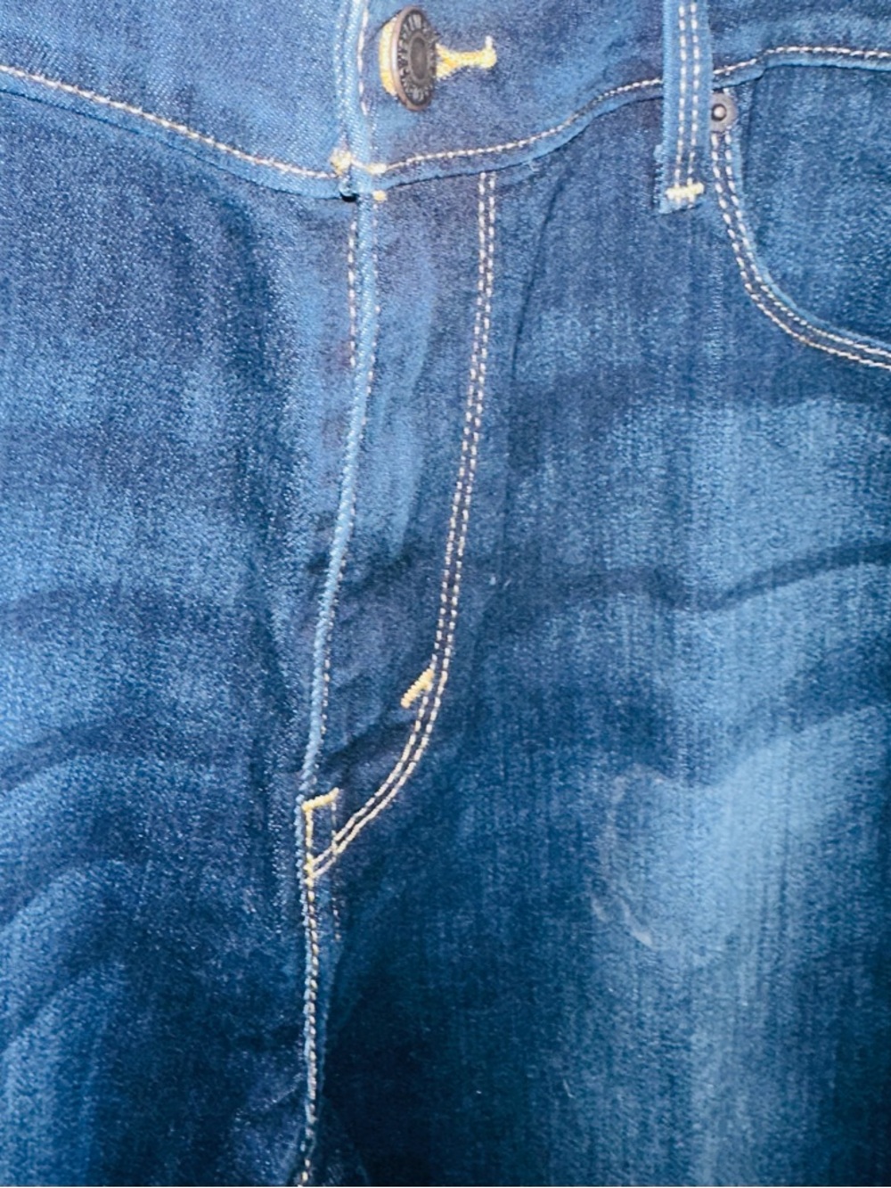 NWT Women’s Size 14 Dark Blue Stretch Levi’s Jeans - Picture 5 of 8